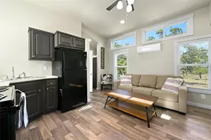 257 County Road 278 Rd, Liberty Hill, TX 78642 - Photo 11