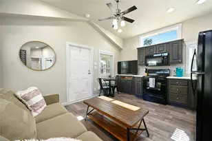 257 County Road 278 Rd, Liberty Hill, TX 78642 - Photo 13