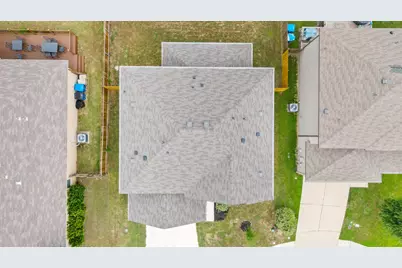 301 Quarry Rock Cove, Liberty Hill, TX 78642 - Photo 27