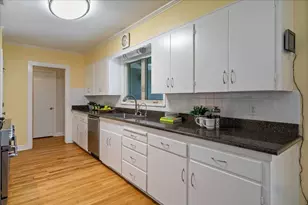 5904 Shoal Creek Blvd, Austin, TX 78757 - Photo 17