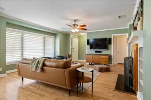 5904 Shoal Creek Blvd, Austin, TX 78757 - Photo 11