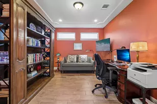 326 Mendocino Ln, Austin, TX 78737 - Photo 5