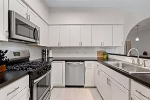 12213 Abbey Glen Ln, Austin, TX 78753 - Photo 5