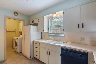 8401 Tecumseh Drive, Austin, TX 78753 - Photo 13