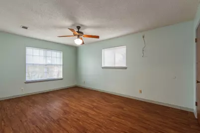 8401 Tecumseh Drive, Austin, TX 78753 - Photo 25