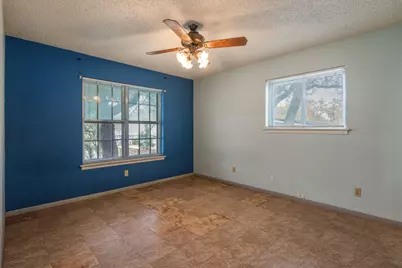 8401 Tecumseh Drive, Austin, TX 78753 - Photo 15