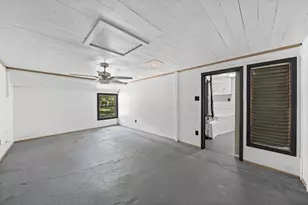 1707 N Travis Ave, Cameron, TX 76520 - Photo 23
