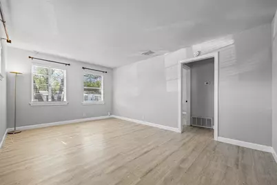 4709 Leslie Avenue, Austin, TX 78721 - Photo 3