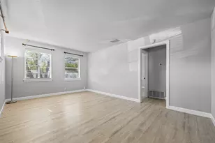 4709 Leslie Ave, Austin, TX 78721 - Photo 5