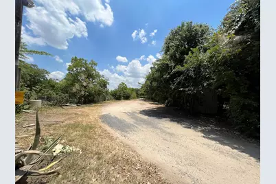 914 Shady Lane #Tract 1, Austin, TX 78702 - Photo 9