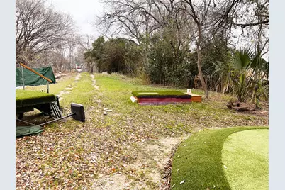 914 Shady Lane #Tract 1, Austin, TX 78702 - Photo 13