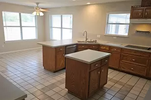 16 Brenda Ln, Round Rock, TX 78665 - Photo 15