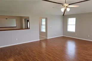 16 Brenda Ln, Round Rock, TX 78665 - Photo 11