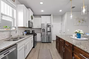 389 Eagle Brook Ln, Buda, TX 78610 - Photo 11