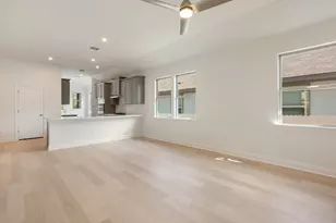 108 Tenny Ln, Kyle, TX 78640 - Photo 9