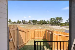 108 Tenny Ln, Kyle, TX 78640 - Photo 35