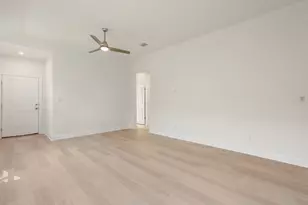 108 Tenny Ln, Kyle, TX 78640 - Photo 7