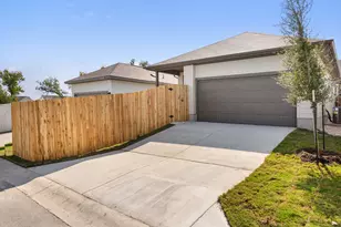 108 Tenny Ln, Kyle, TX 78640 - Photo 31