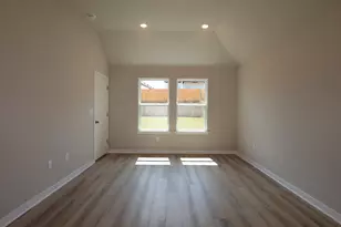 4513 Bridal Veil Dr, Austin, TX 78747 - Photo 11