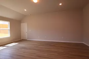 4513 Bridal Veil Dr, Austin, TX 78747 - Photo 9