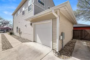 3012 E 14th 1/2 St, Austin, TX 78702 - Photo 23