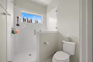 3012 E 14th 1/2 St, Austin, TX 78702 - Photo 17