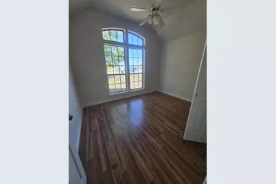1019 San Jacinto Street, Lockhart, TX 78644 - Photo 21
