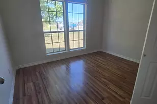 1019 San Jacinto St, Lockhart, TX 78644 - Photo 21