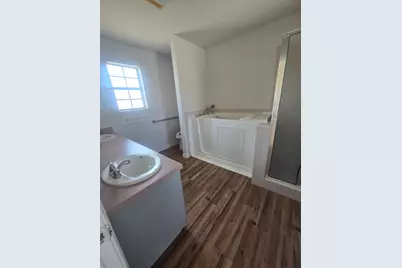 1019 San Jacinto Street, Lockhart, TX 78644 - Photo 15