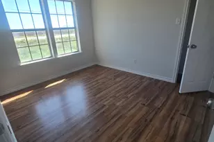1019 San Jacinto St, Lockhart, TX 78644 - Photo 11