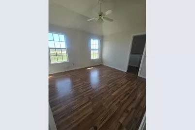 1019 San Jacinto Street, Lockhart, TX 78644 - Photo 19