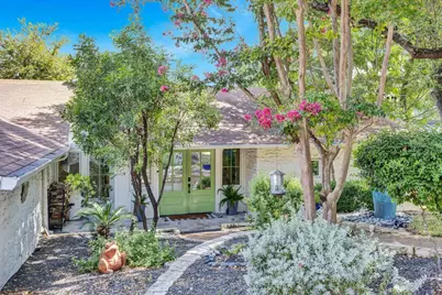 2419 Trail Of Madrones, Austin, TX 78746 - Photo 27