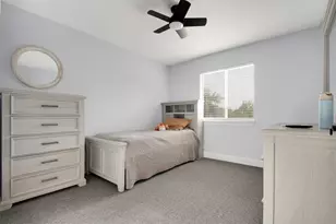 915 Tanglewood Dr, Leander, TX 78641 - Photo 23