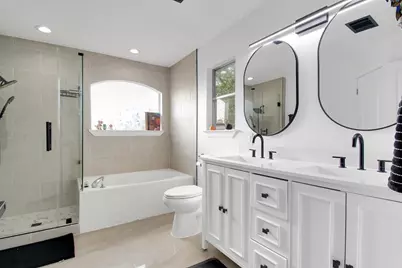 915 Tanglewood Drive, Leander, TX 78641 - Photo 21