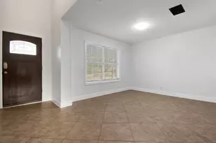 915 Tanglewood Dr, Leander, TX 78641 - Photo 9