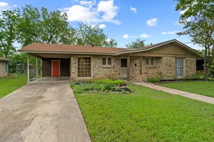 8301 Polar Dr, Austin, TX 78757 - Photo 3