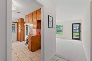 8301 Polar Dr, Austin, TX 78757 - Photo 17