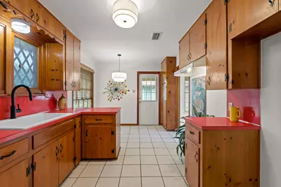 8301 Polar Drive, Austin, TX 78757 - Photo 11