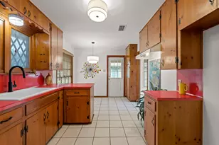 8301 Polar Dr, Austin, TX 78757 - Photo 11