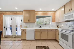 903 E Olympic Dr, Pflugerville, TX 78660 - Photo 17