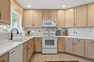903 E Olympic Dr, Pflugerville, TX 78660 - Photo 13