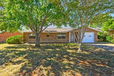 203 Broadmoor Drive, Fredericksburg, TX 78624 - Photo 1