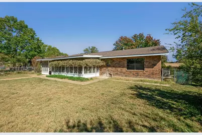 203 Broadmoor Drive, Fredericksburg, TX 78624 - Photo 25