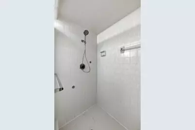 203 Broadmoor Drive, Fredericksburg, TX 78624 - Photo 17