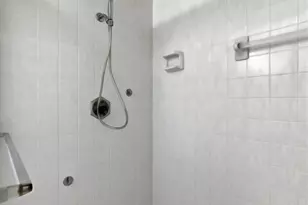 203 Broadmoor Dr, Fredericksburg, TX 78624 - Photo 17