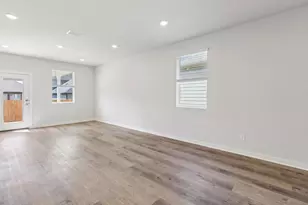 123 Two Bits Ln, Elgin, TX 78621 - Photo 3