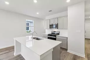 123 Two Bits Ln, Elgin, TX 78621 - Photo 9