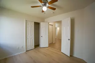 1520 Darjeeling Dr, Pflugerville, TX 78660 - Photo 17