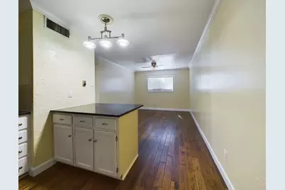 803 W 28th Street #206, Austin, TX 78705 - Photo 3