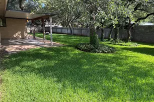 203 Oakwood Dr, Georgetown, TX 78628 - Photo 25